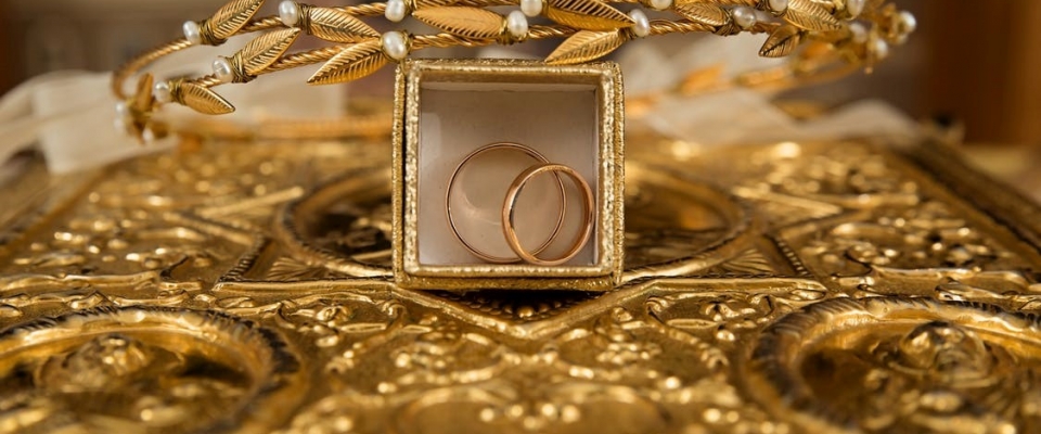 Gold jewelry demand plunges 46% in the first half of 2020